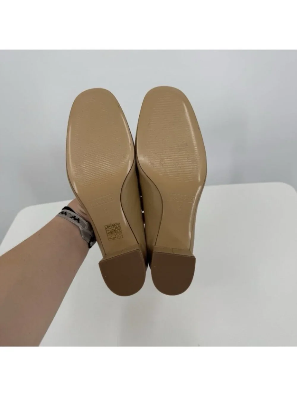 Everlane Italian Leather Day Heel Light Taupe 5 Women's Elastic Back Comfort